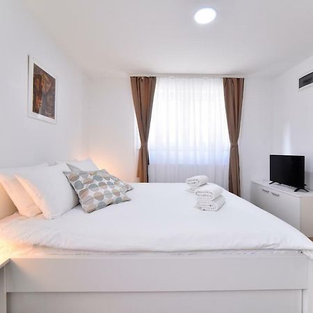 Piccolo Apartments Загреб Экстерьер фото