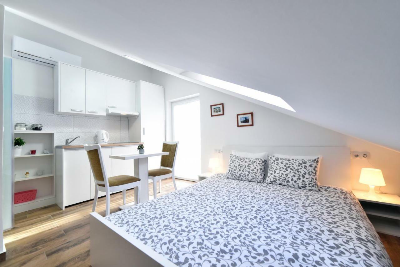 Piccolo Apartments Загреб Экстерьер фото