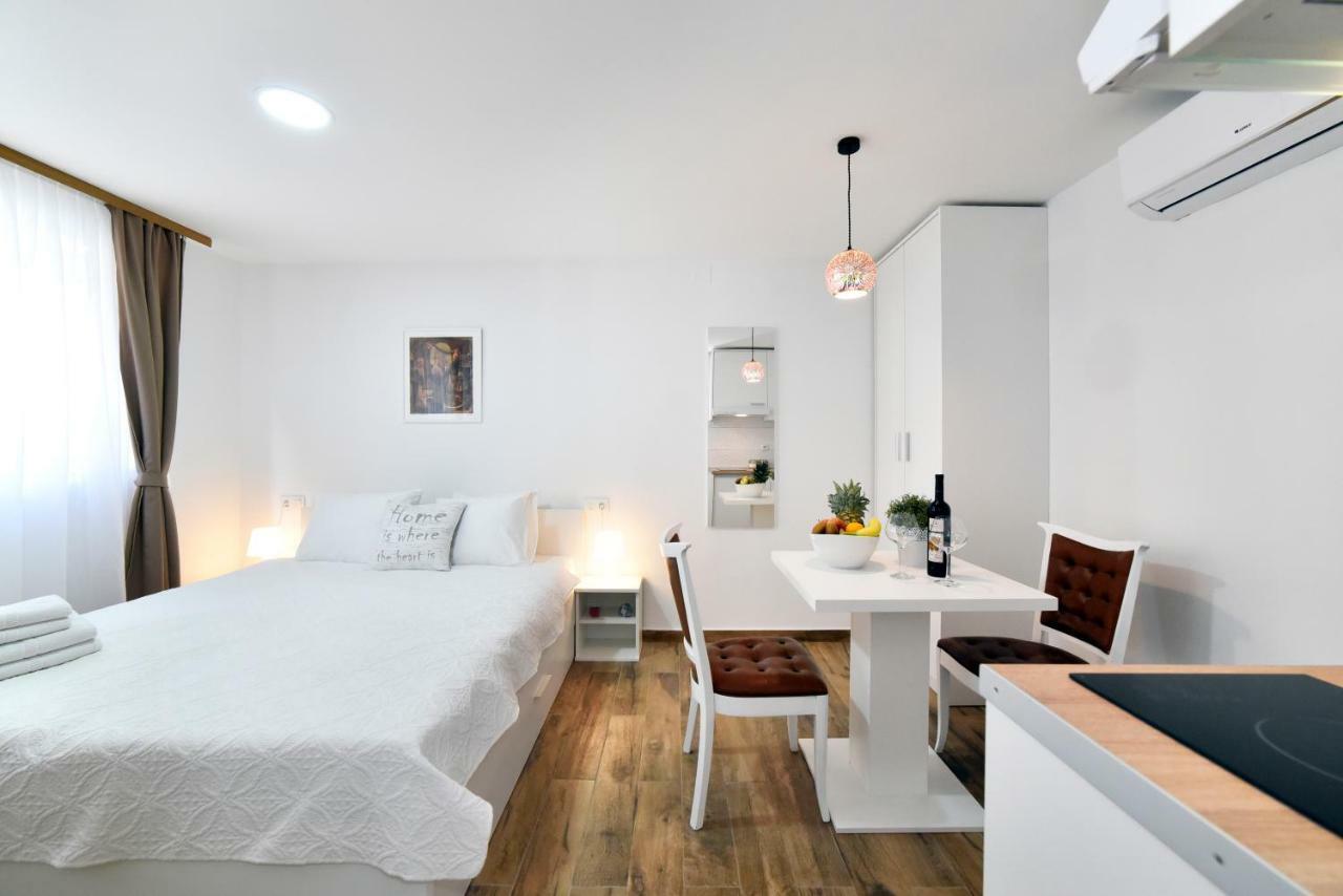 Piccolo Apartments Загреб Экстерьер фото