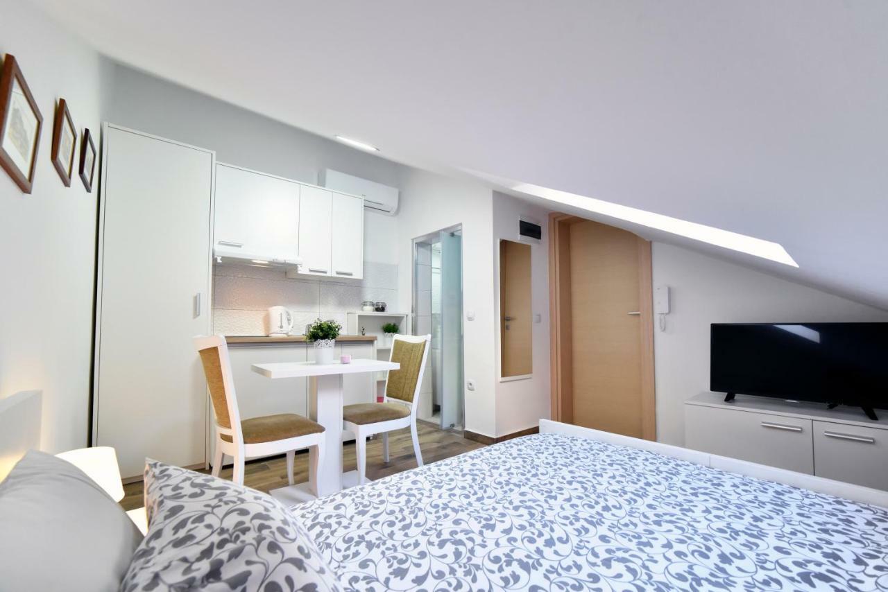 Piccolo Apartments Загреб Экстерьер фото