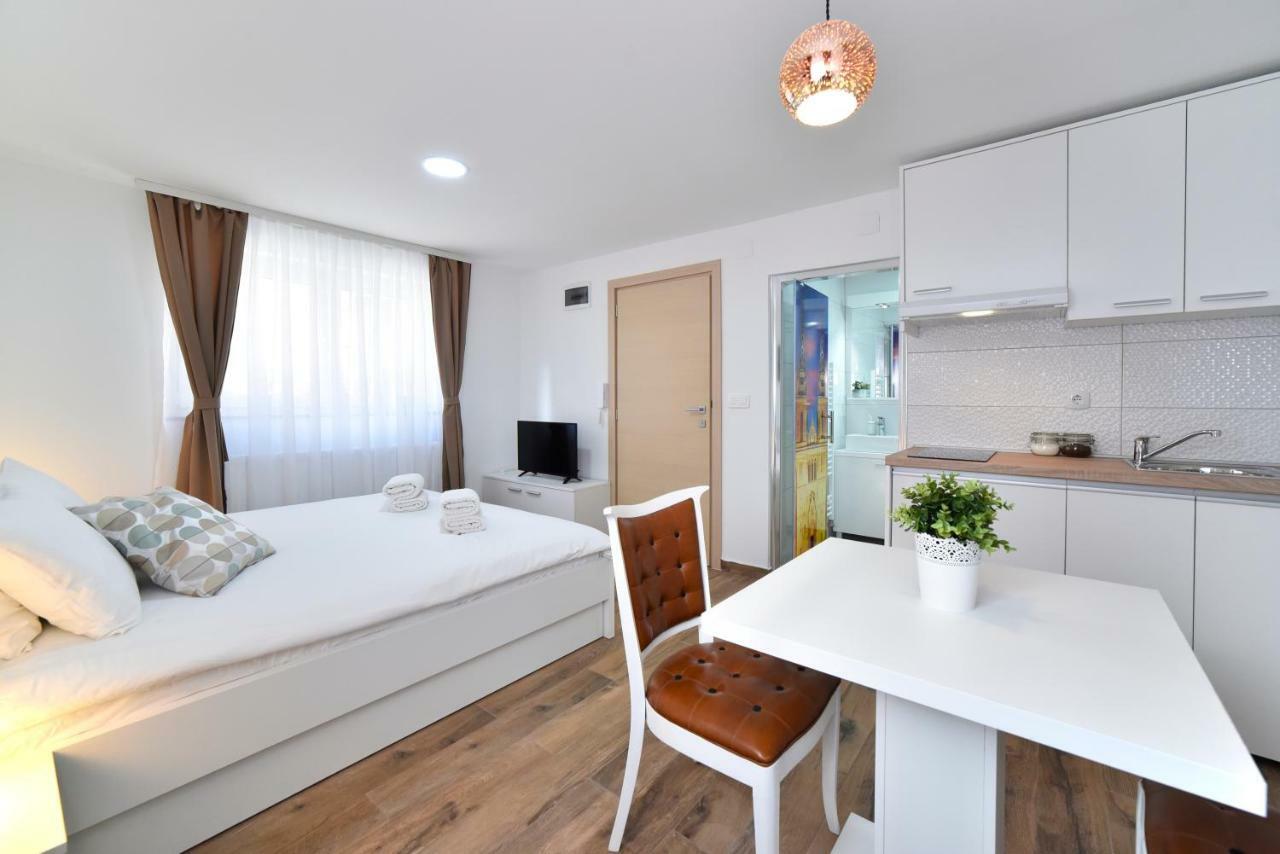 Piccolo Apartments Загреб Экстерьер фото