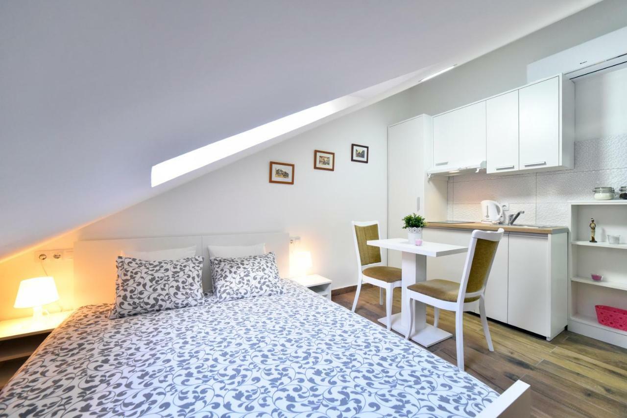 Piccolo Apartments Загреб Экстерьер фото