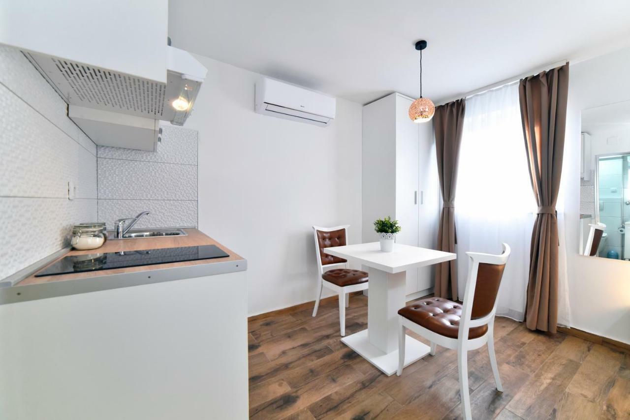 Piccolo Apartments Загреб Экстерьер фото