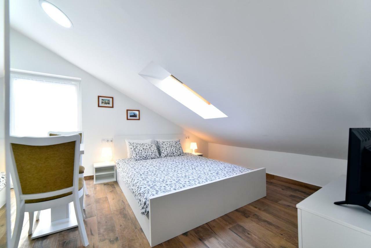 Piccolo Apartments Загреб Экстерьер фото